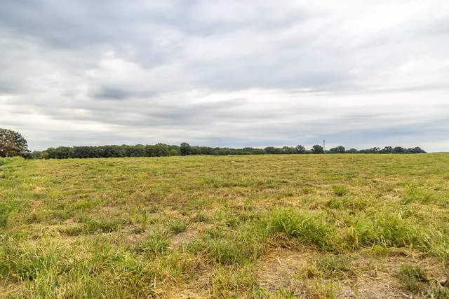 $348,400 | 42.23-acres Southeast 42.23-acres Se 1151st Road, Windsor, MO 65360