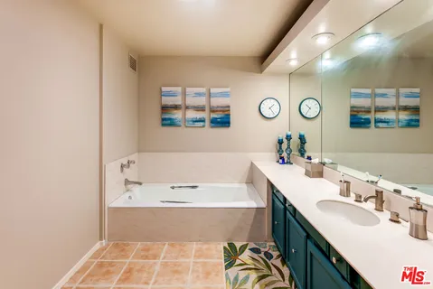 $999,995 | 10790 Wilshire Boulevard, Unit 404, Los Angeles, CA 90024