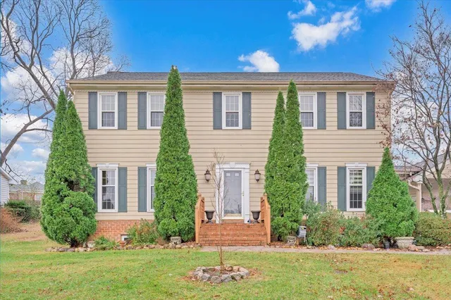 $599,975 | 3336 Clara Avenue Southwest, Roanoke, VA 24018