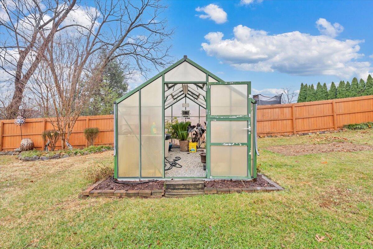 3336 Clara Avenue Southwest Roanoke, VA 24018 - Photo 58 of 70 60-MIB00639