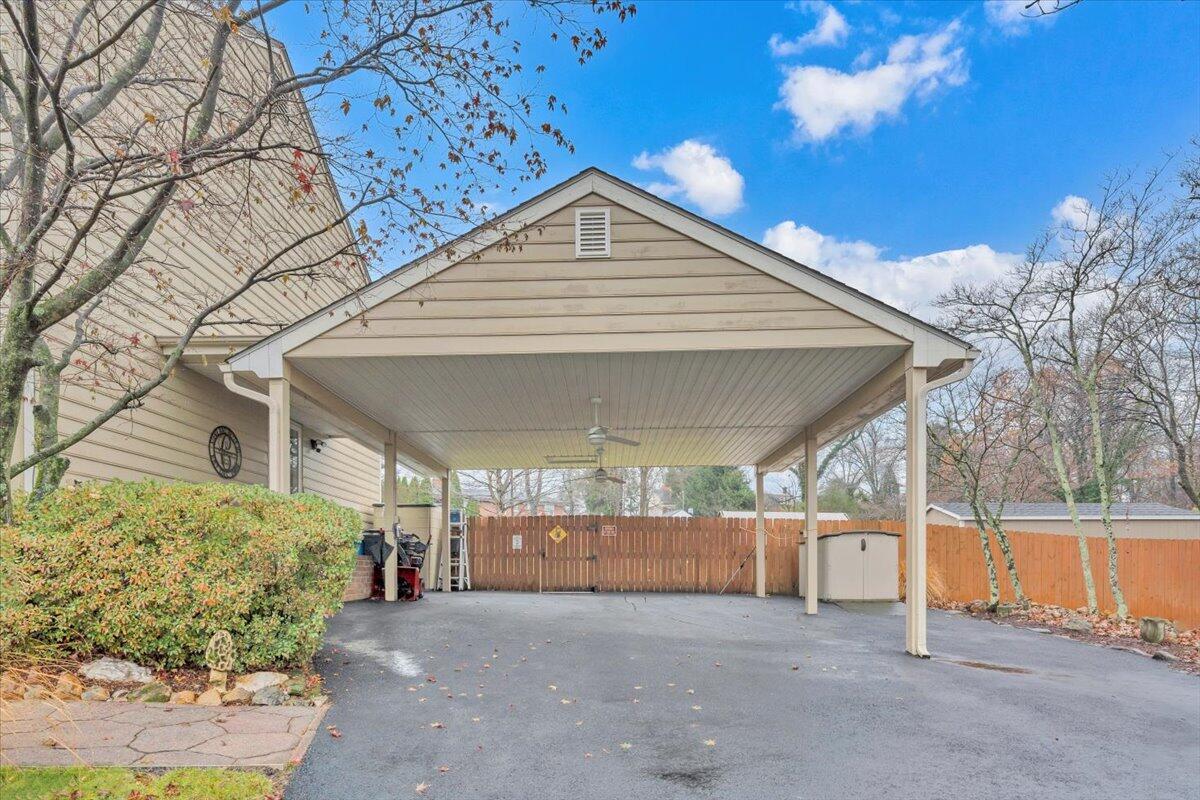 3336 Clara Avenue Southwest Roanoke, VA 24018 - Photo 66 of 70 64-MIB00561