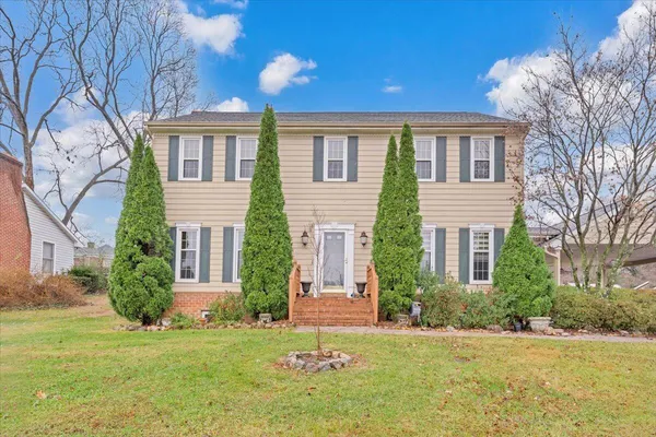 $564,775 | 3336 Clara Avenue Southwest, Roanoke, VA 24018