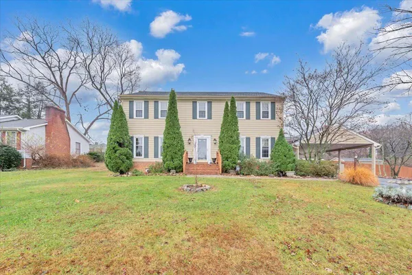 $564,775 | 3336 Clara Avenue Southwest, Roanoke, VA 24018