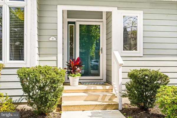 $1,375,000 | 1 6th Street, Unit B, Rehoboth Beach, DE 19971