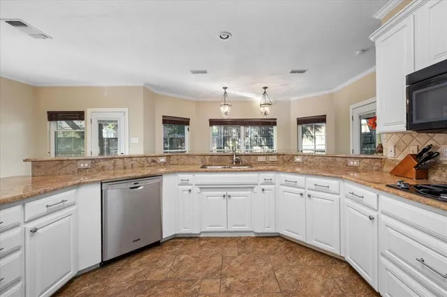 $4,200 | 7924 Vista Ridge Drive North, Fort Worth, TX 76132