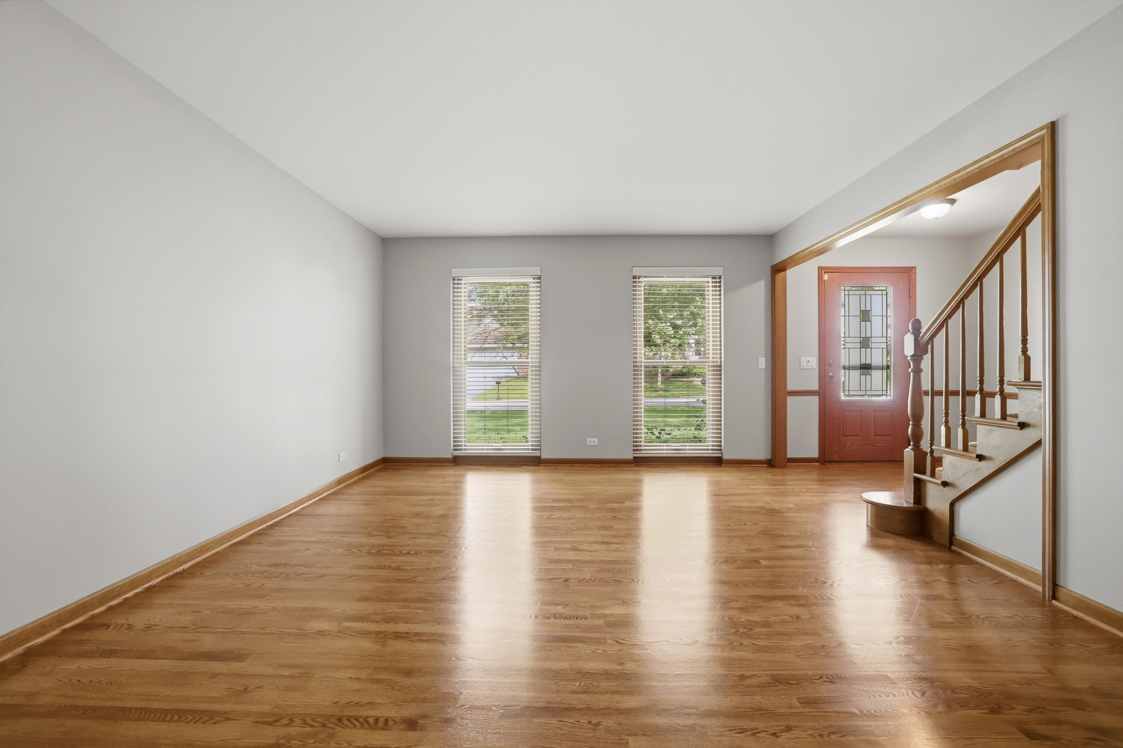 2528 Sun Valley Road Lisle, IL 60532 - Photo 6 of 65