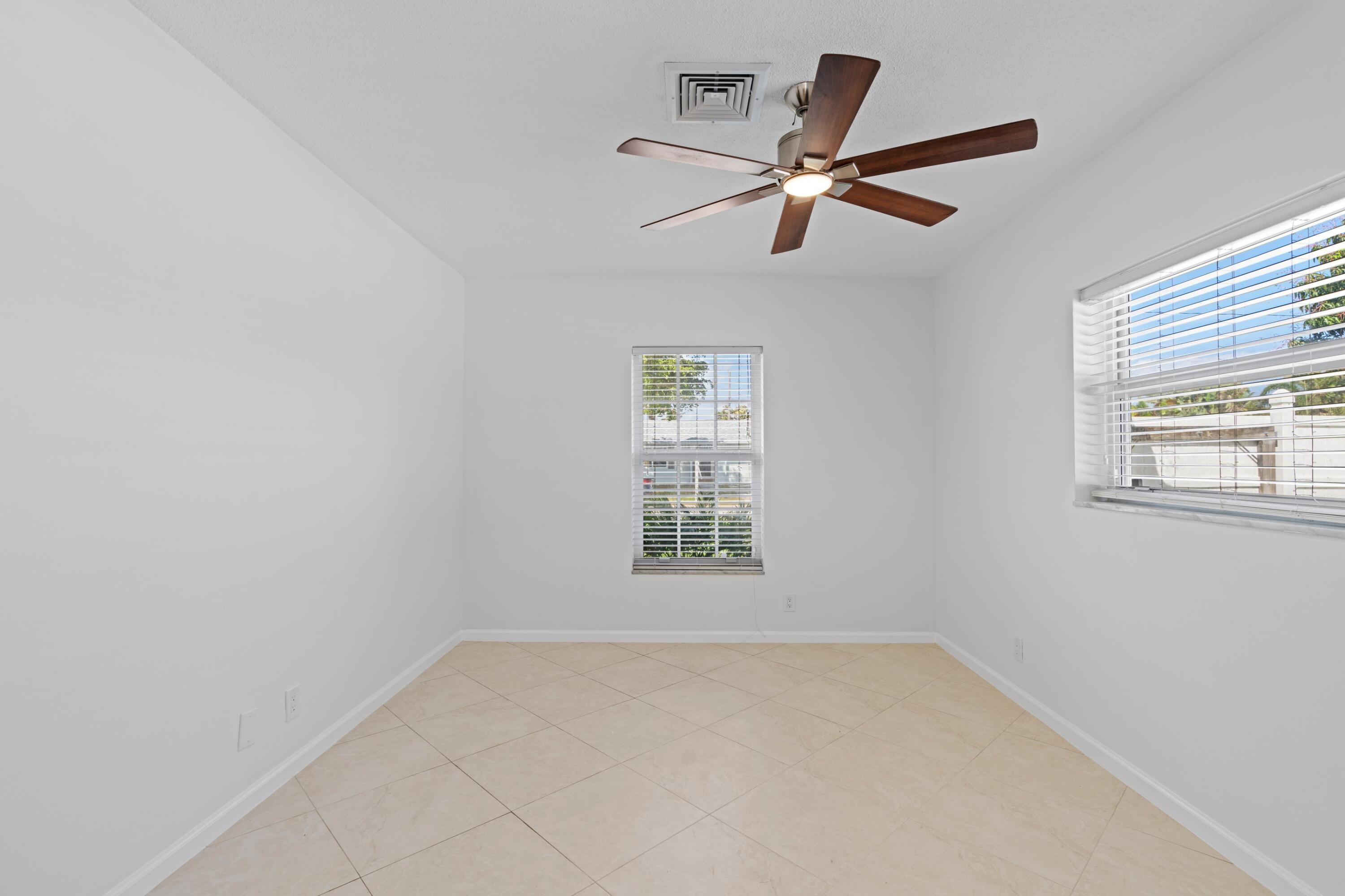 274 Northeast 24th Court Boca Raton, FL 33431 - Photo 20 of 38 Bedroom #2