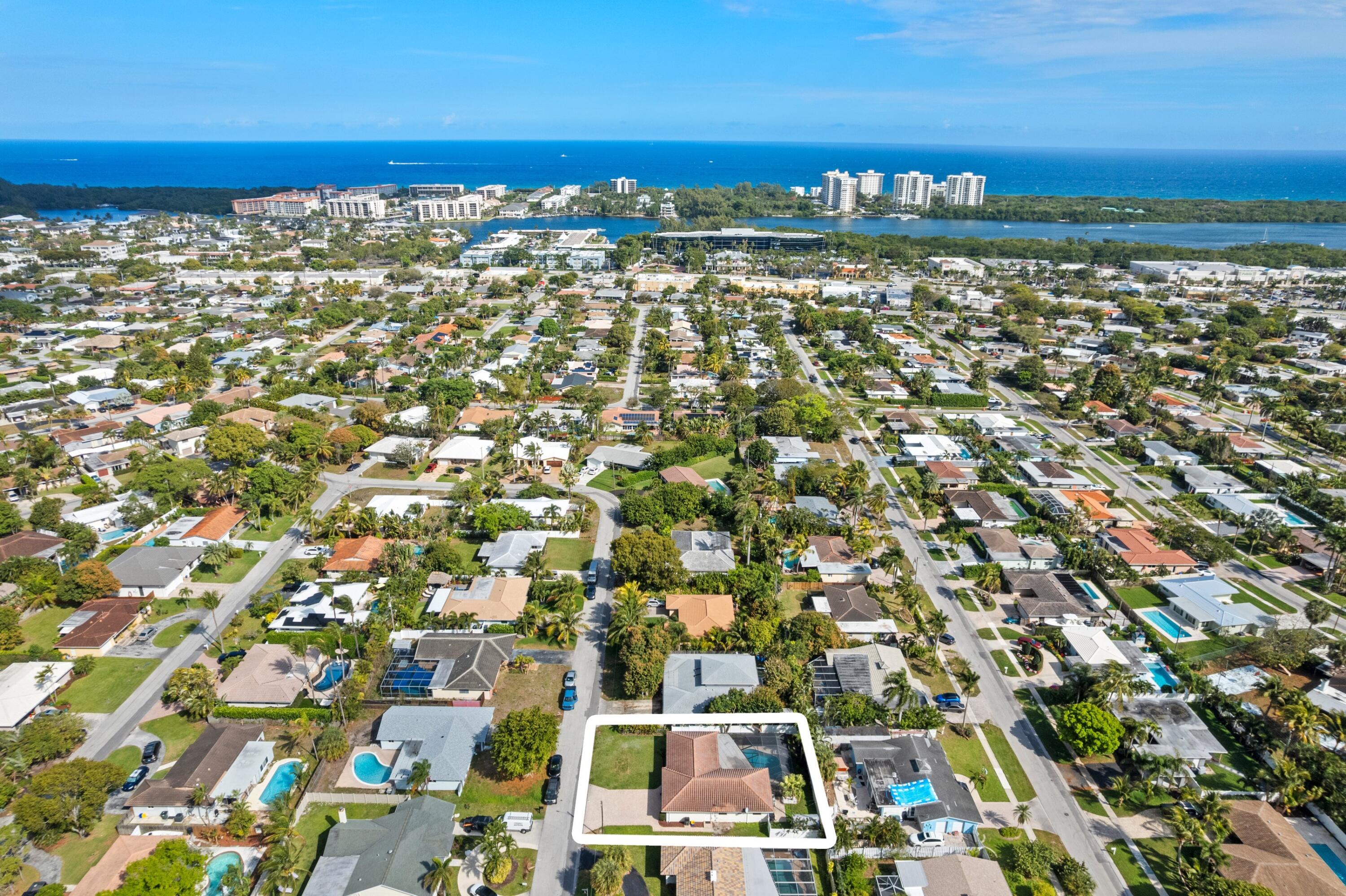 274 Northeast 24th Court Boca Raton, FL 33431 - Photo 24 of 38 Aerial Neighborhood View