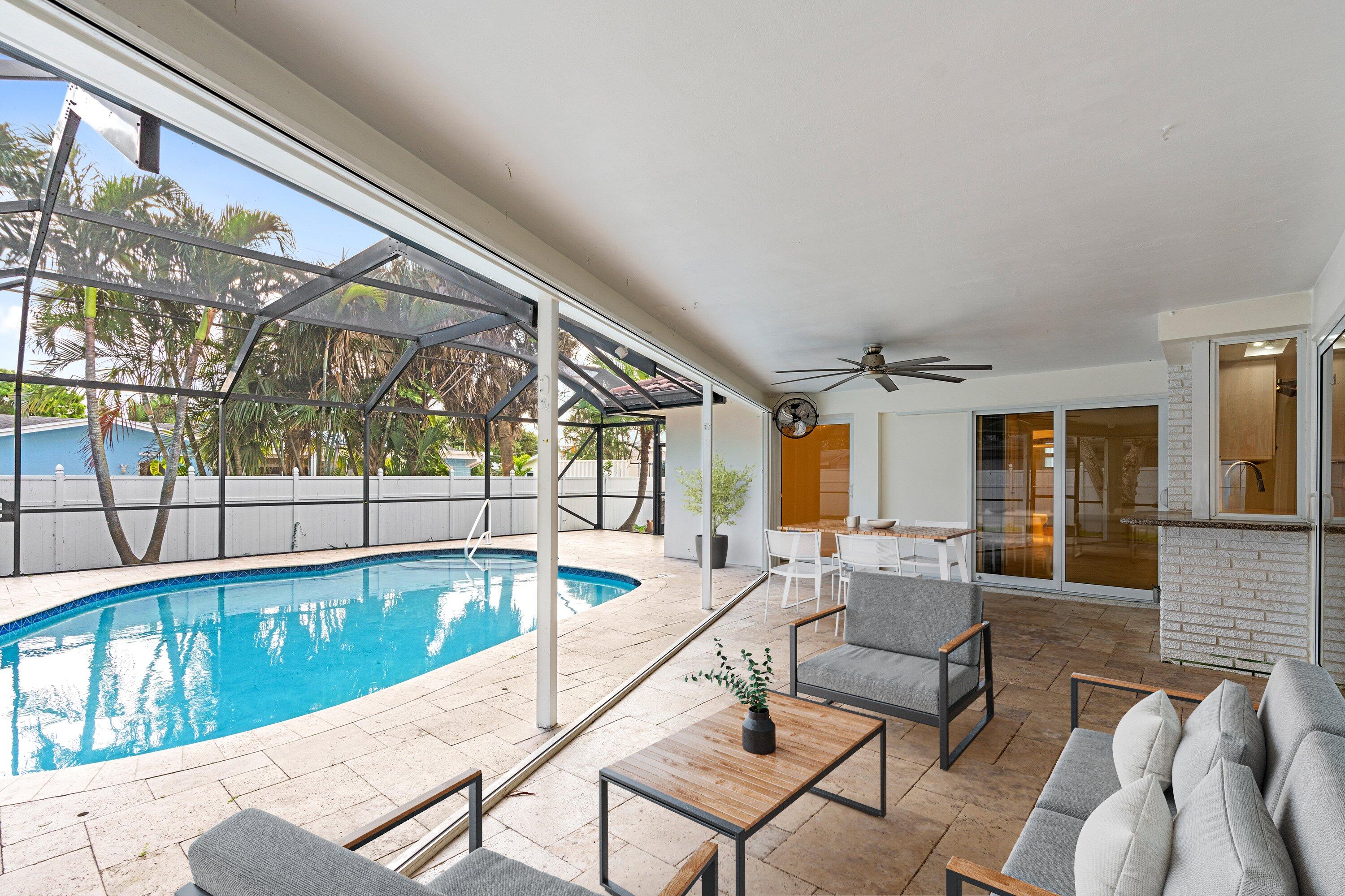 274 Northeast 24th Court Boca Raton, FL 33431 - Photo 10 of 38 Patio