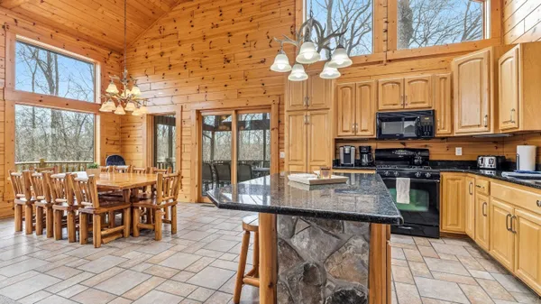 $639,900 | 38 Cemetery Ridge Road, Galena, IL 61036