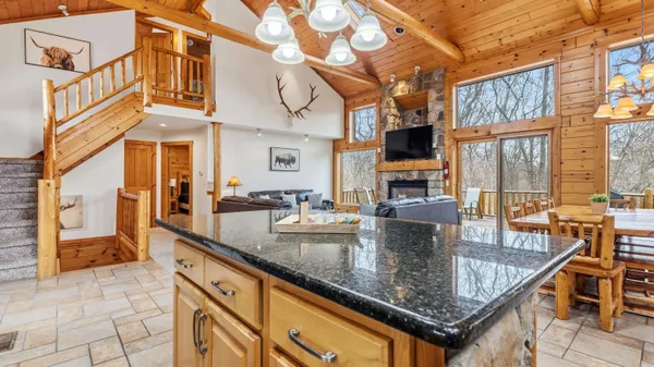 $639,900 | 38 Cemetery Ridge Road, Galena, IL 61036