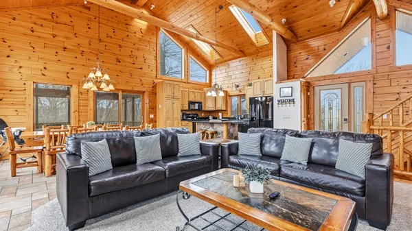 $639,900 | 38 Cemetery Ridge Road, Galena, IL 61036