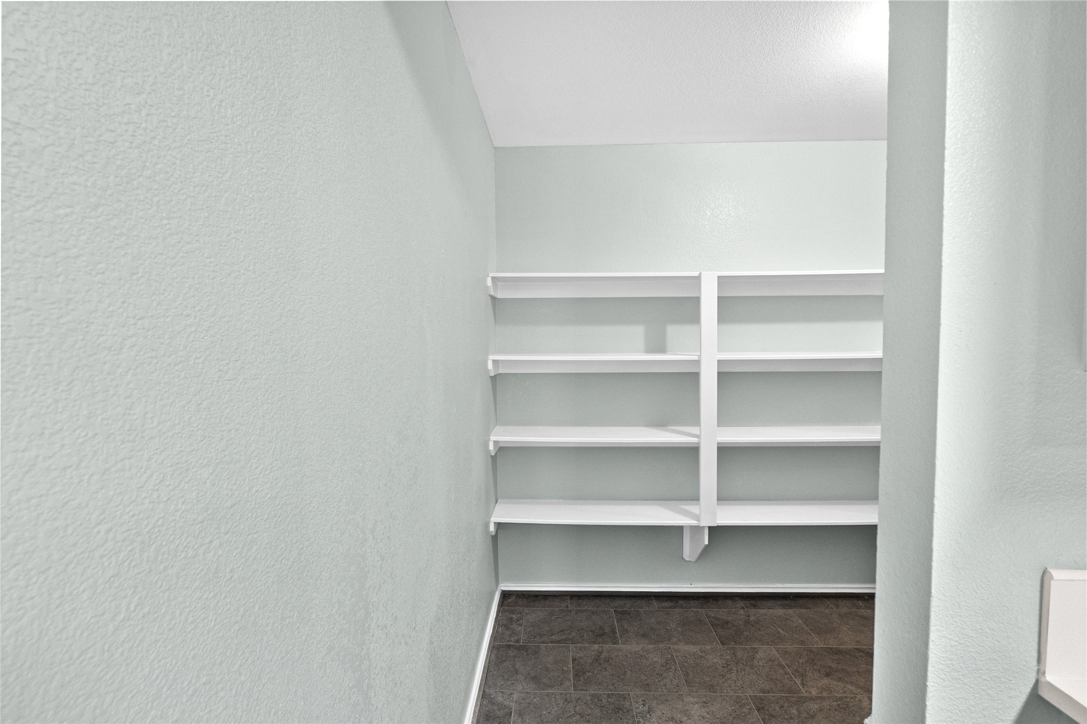 5110 Oak Briar Lane Rosenberg, TX 77469 - Photo 12 of 29 a view of a room with shelf