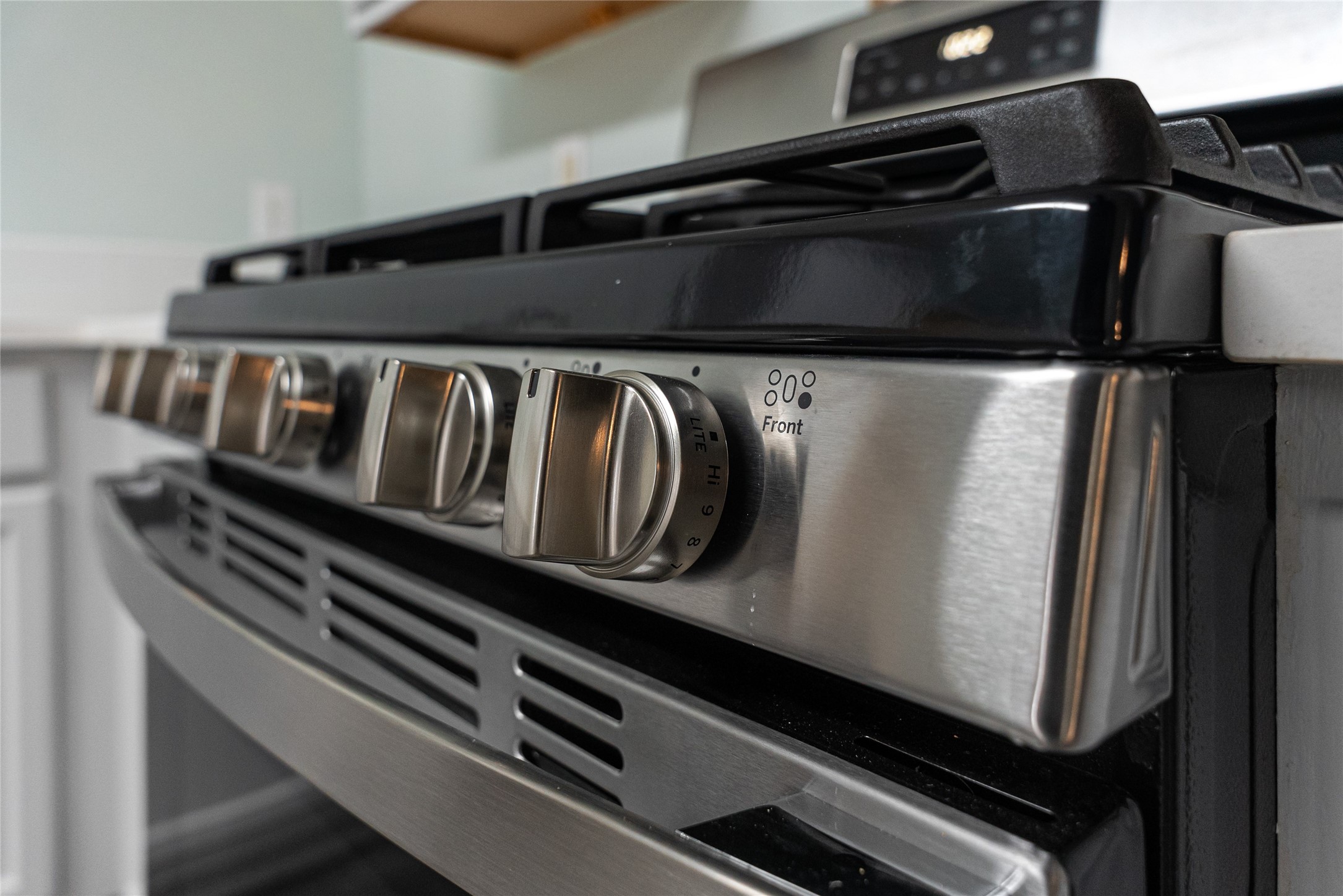 5110 Oak Briar Lane Rosenberg, TX 77469 - Photo 9 of 29 a close view of kitchen appliances