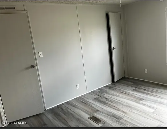 $995 | 1118 Melvin Dupuis Road, Unit 36, Breaux Bridge, LA 70517