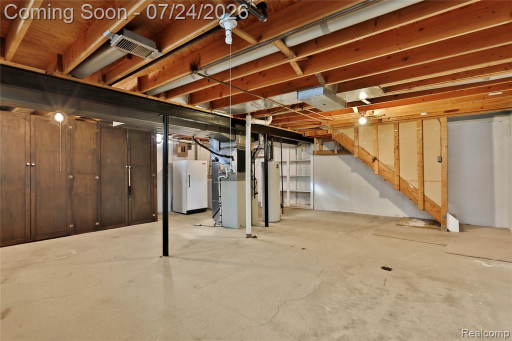 374 Meadowlake Road Canton, MI 48188 - Photo 20 of 26 Gallery Image 20