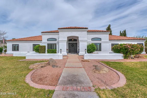 $1,000,000 | 4038 East Glencove Street, Mesa, AZ 85205