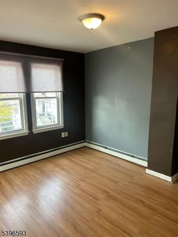 $2,900 | 12 Cedar Avenue, Elizabeth, NJ 07202