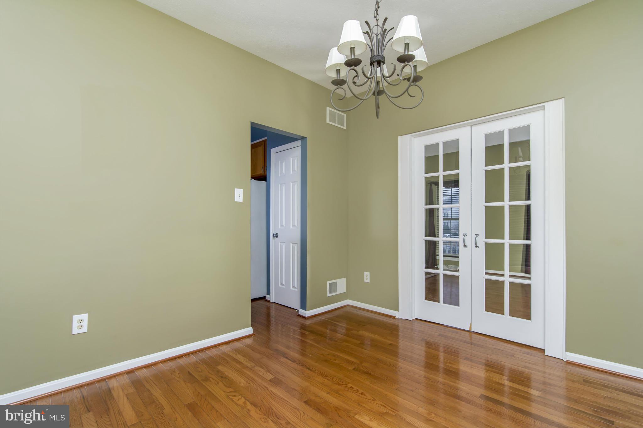 4500 Summer Ridge Court Mount Airy, MD 21771 - Photo 12 of 20 Dining Room
