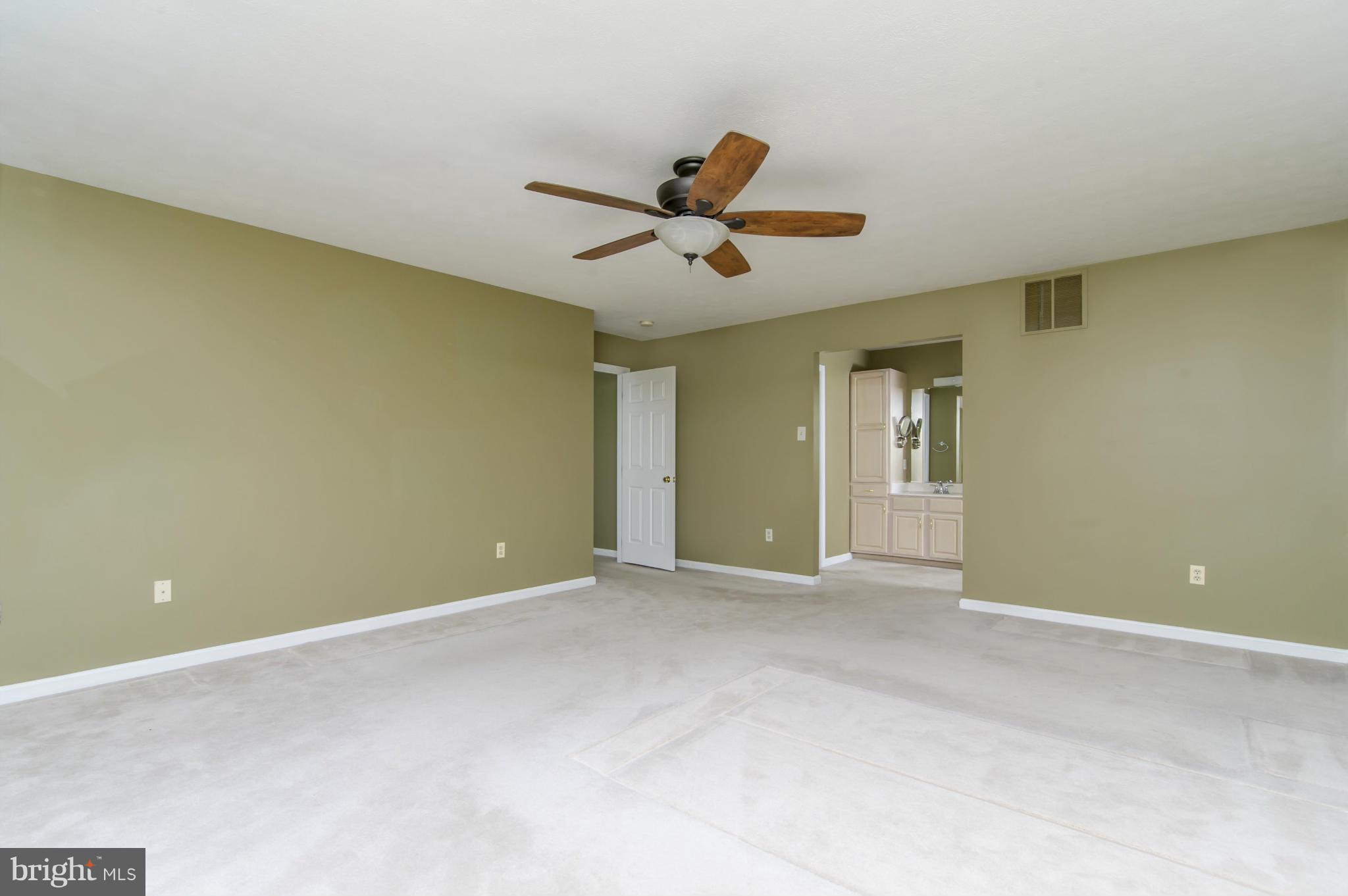4500 Summer Ridge Court Mount Airy, MD 21771 - Photo 16 of 20 Bedroom (Master)