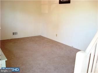 20 Amsterdam Road Hamilton, NJ 08620 - Photo 4 of 6