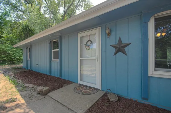 $289,000 | 11325 Deer Haven Lane, Excelsior Springs, MO 64024