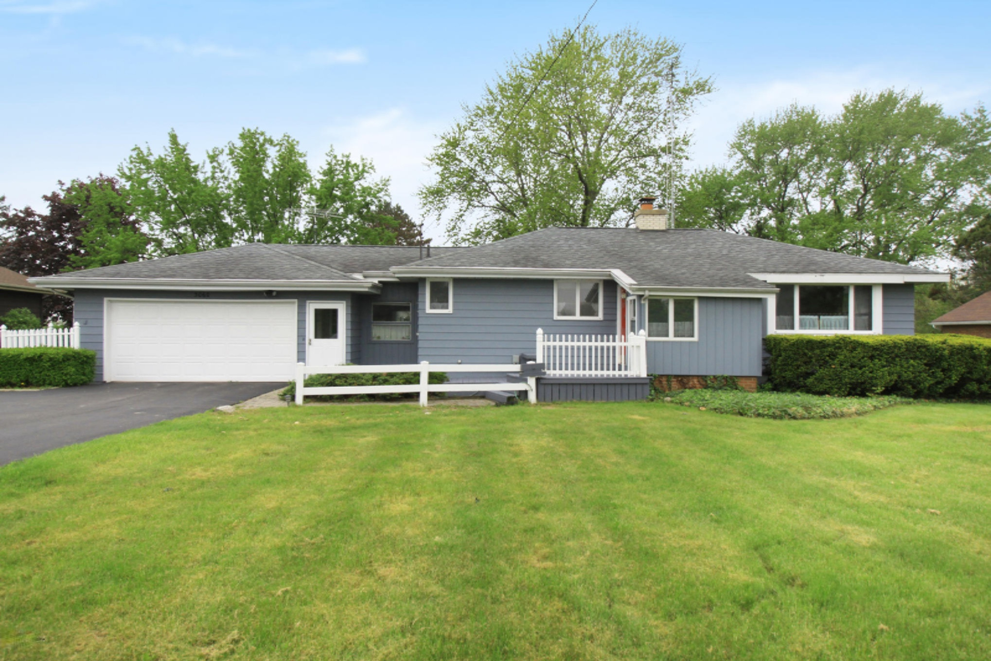 3060 Niles Road St. Joseph, MI 49085 - Photo 1 of 42 IMG_5081