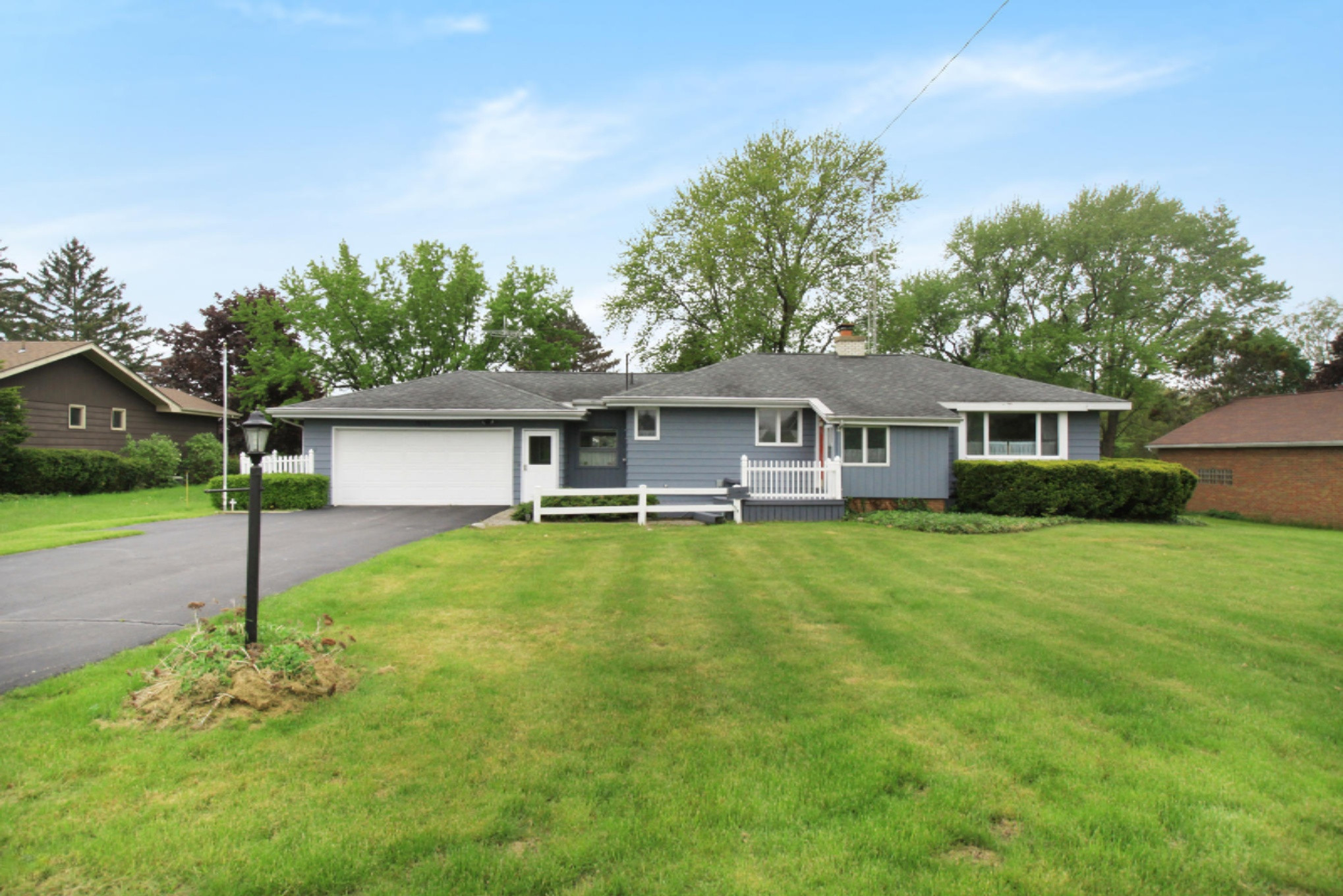 3060 Niles Road St. Joseph, MI 49085 - Photo 2 of 42 IMG_5078