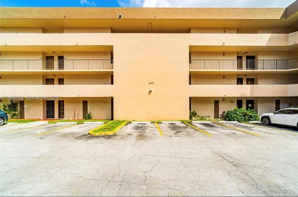 a view of building with street
