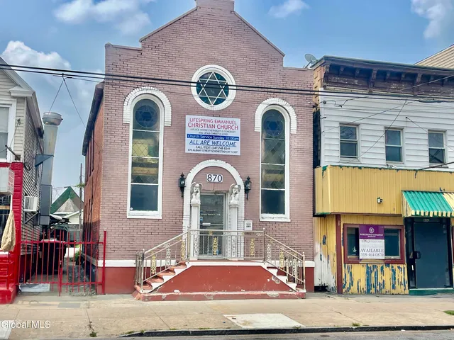 $149,900 | 870 Albany Street, Schenectady, NY 12307