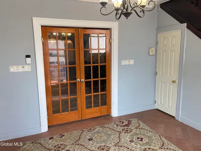 $149,900 | 870 Albany Street, Schenectady, NY 12307