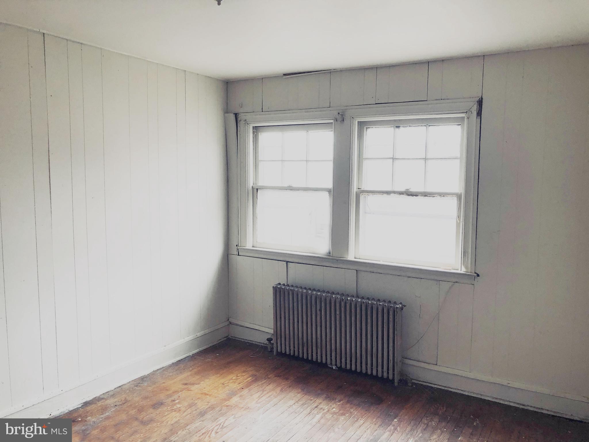 26 South Rosedale Street Baltimore, MD 21229 - Photo 11 of 11 Interior