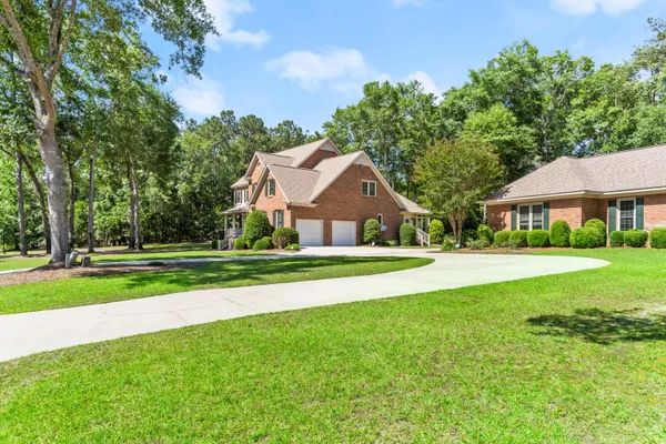 $819,500 | 110 Governors Creek Drive, Orangeburg, SC 29118