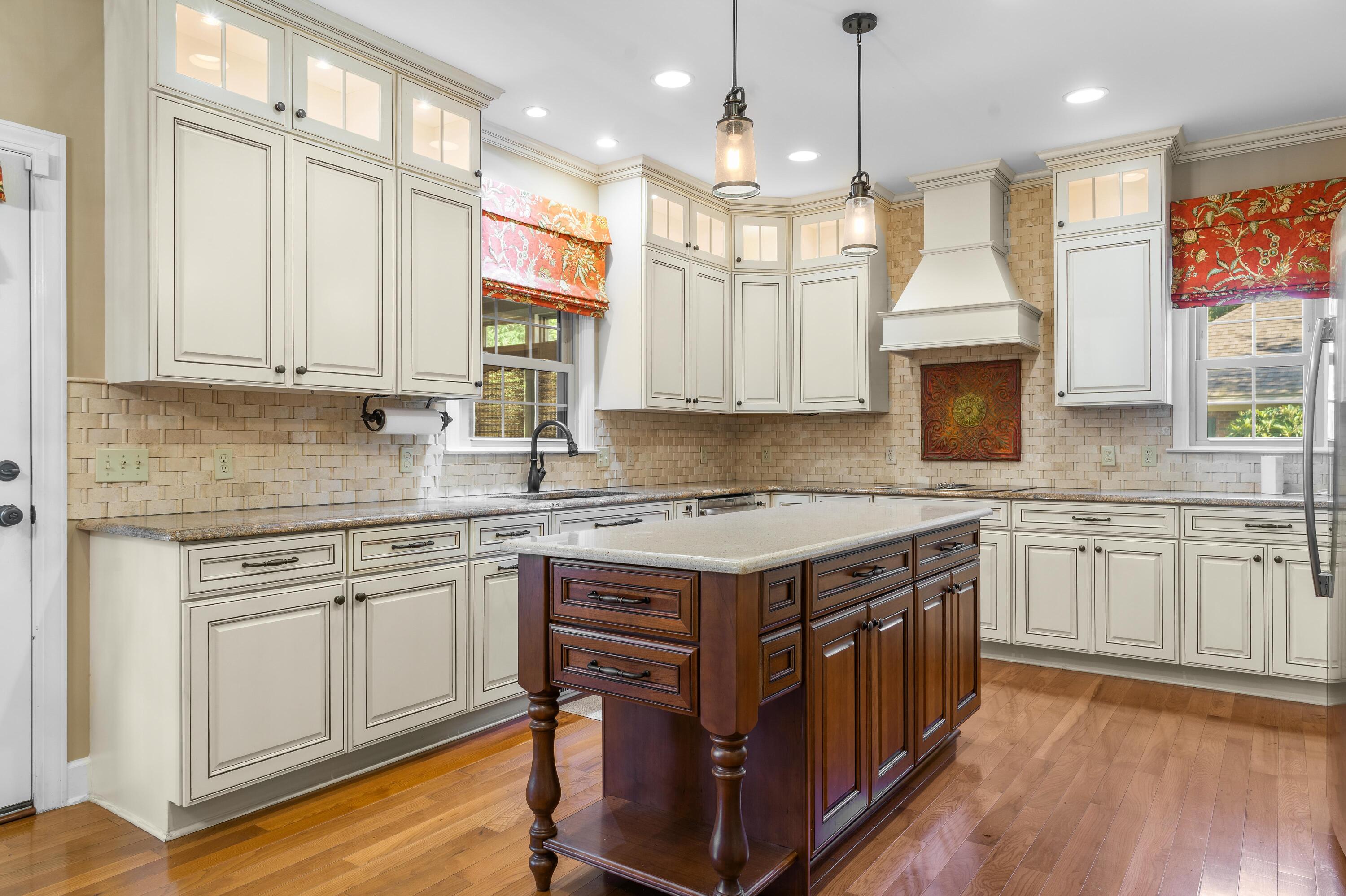 110 Governors Creek Drive Orangeburg, SC 29118 - Photo 10 of 52 IMG_4564