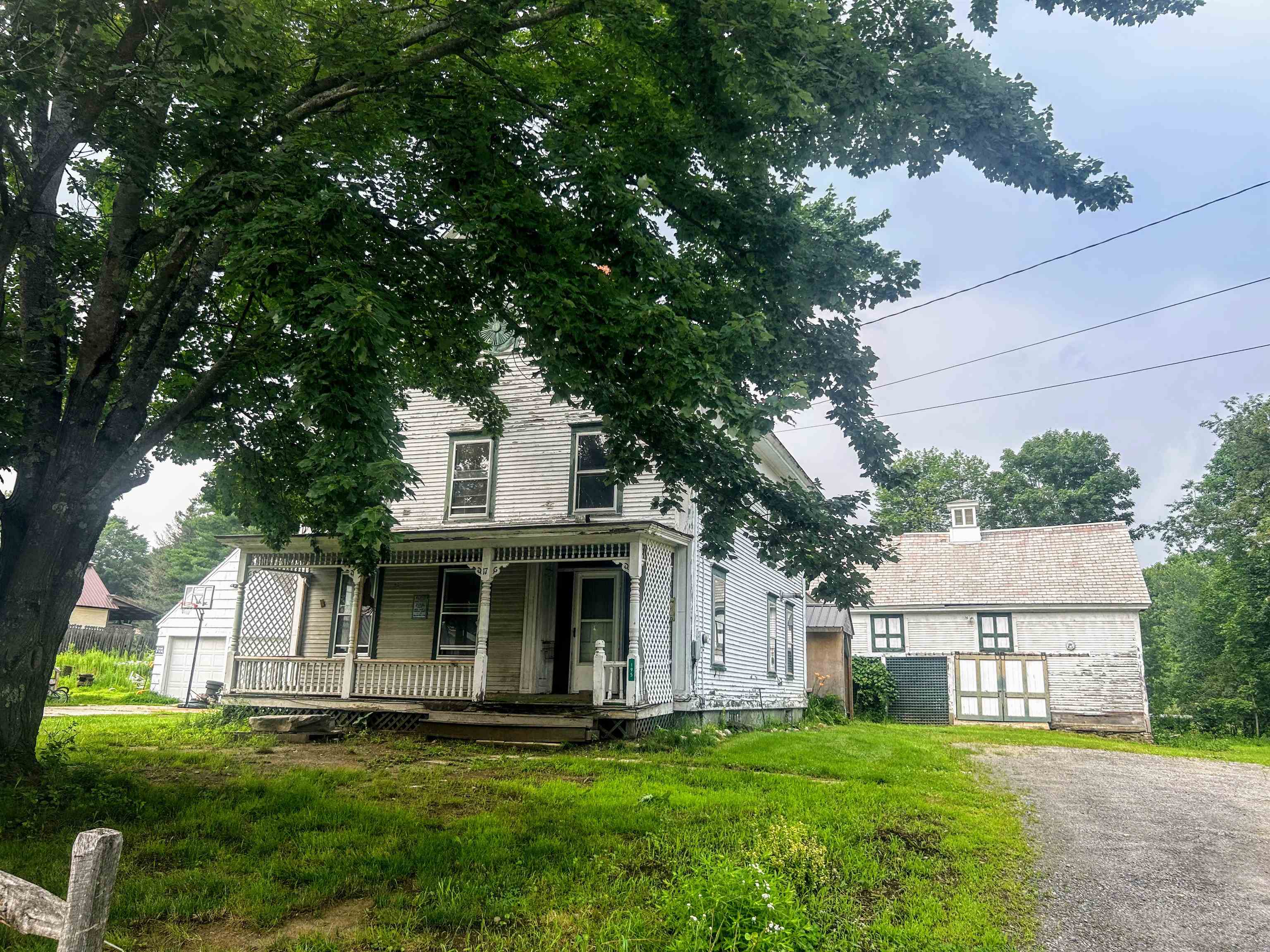 195 Giddings Street Springfield, VT 05150 - Photo 2 of 22