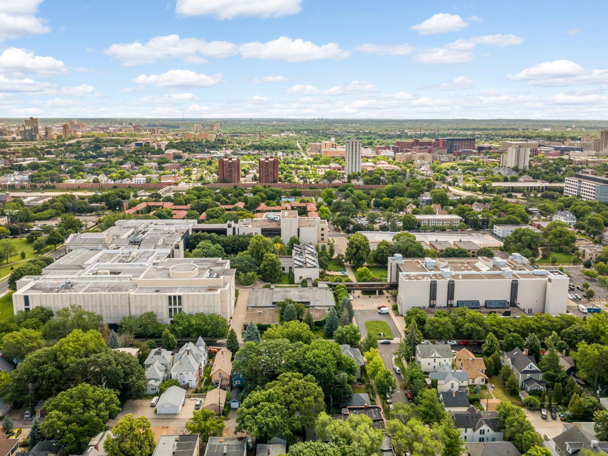 2440 Stevens Avenue, Unit 2 Minneapolis, MN 55404 - Photo 5 of 32
