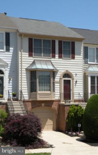 46933 Rabbitrun Terrace Sterling, VA 20164 - Photo 1 of 20 Exterior (Main)