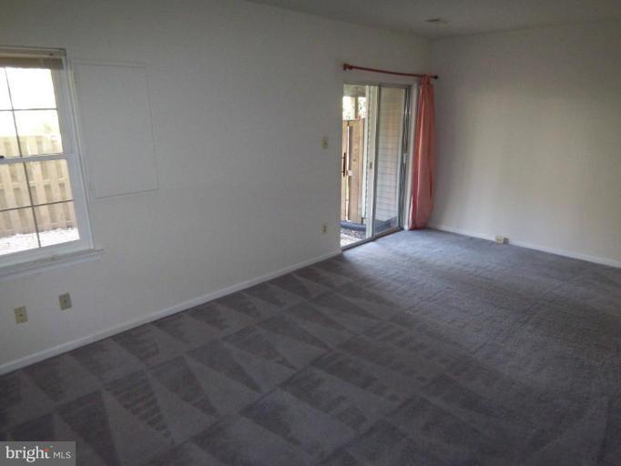 46933 Rabbitrun Terrace Sterling, VA 20164 - Photo 9 of 20 Family Room