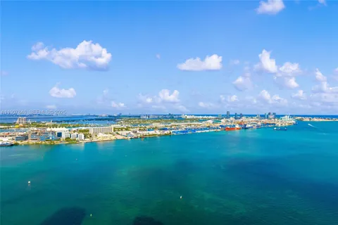 $4,995,000 | 808 Brickell Key Drive, Unit 3901, Miami, FL 33131