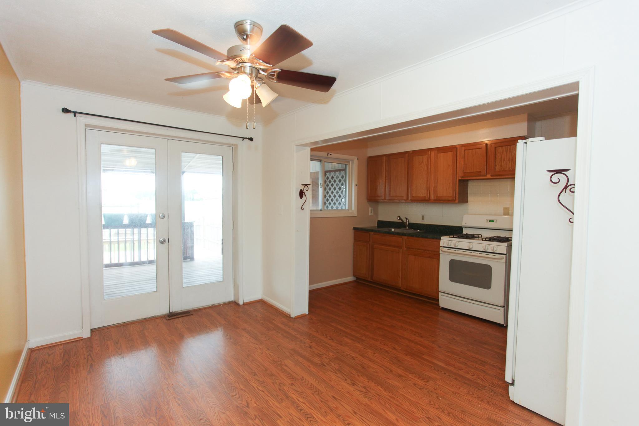 1846 Church Road Baltimore, MD 21222 - Photo 3 of 44