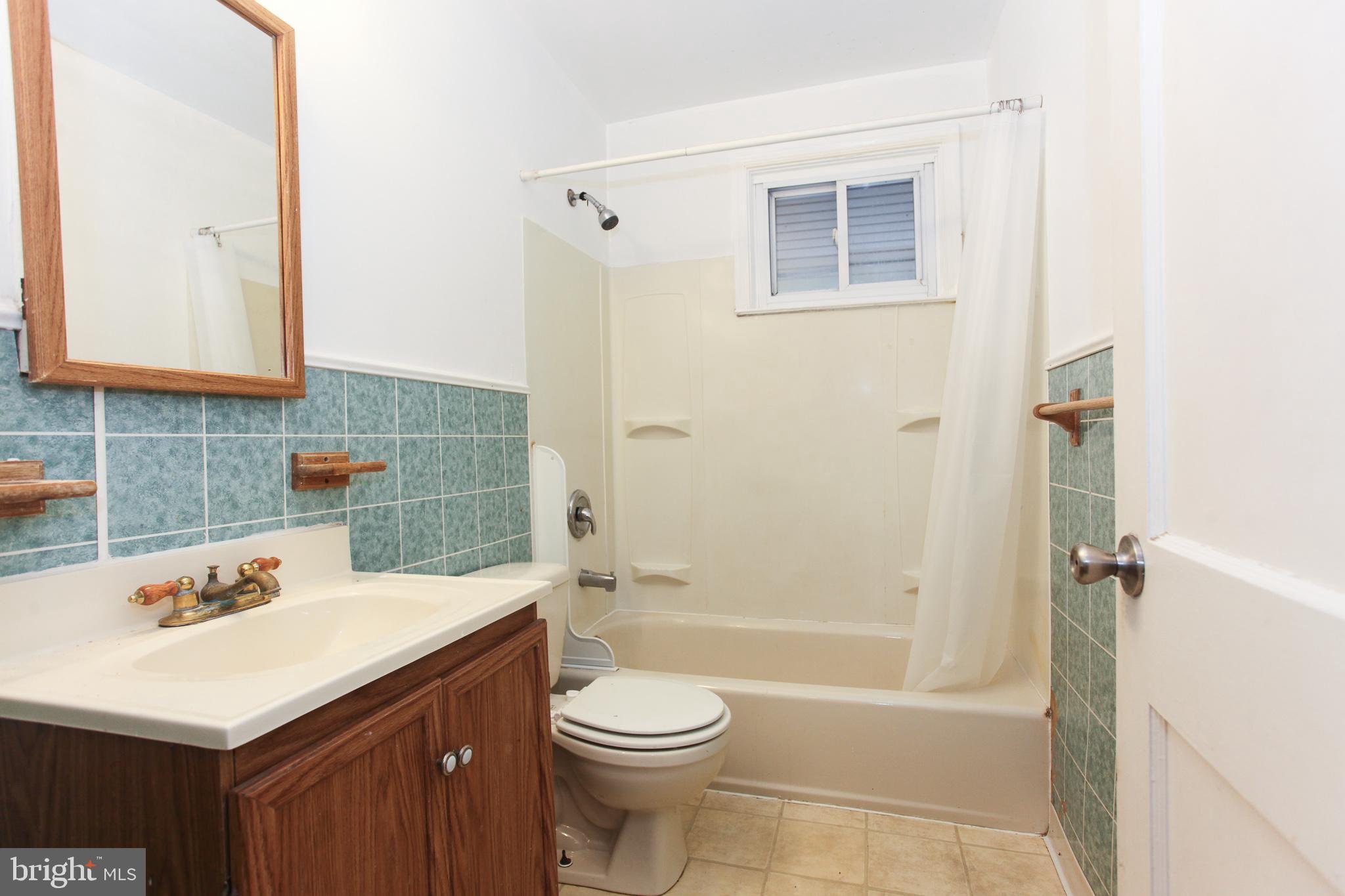 1846 Church Road Baltimore, MD 21222 - Photo 24 of 44