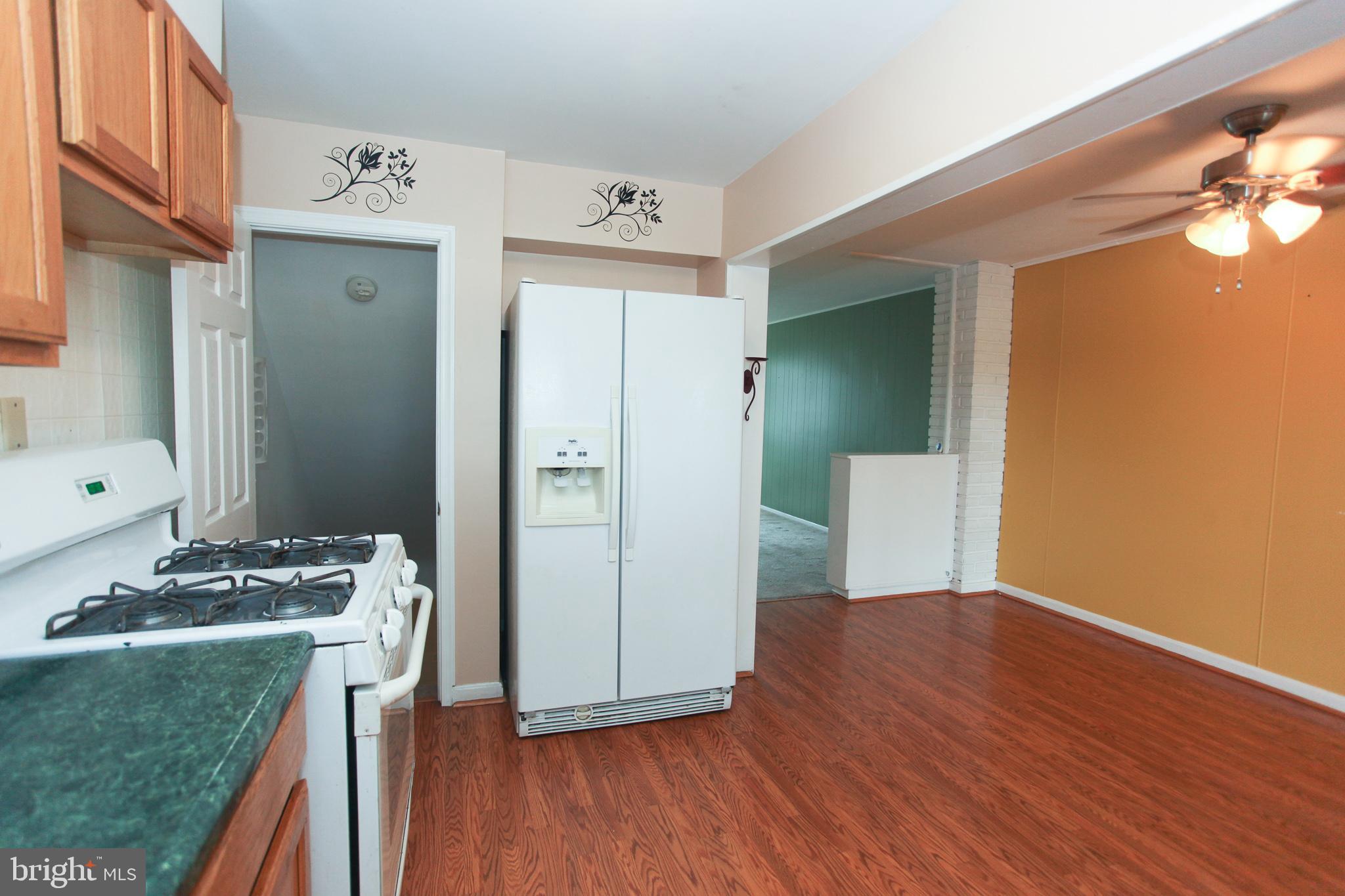 1846 Church Road Baltimore, MD 21222 - Photo 4 of 44