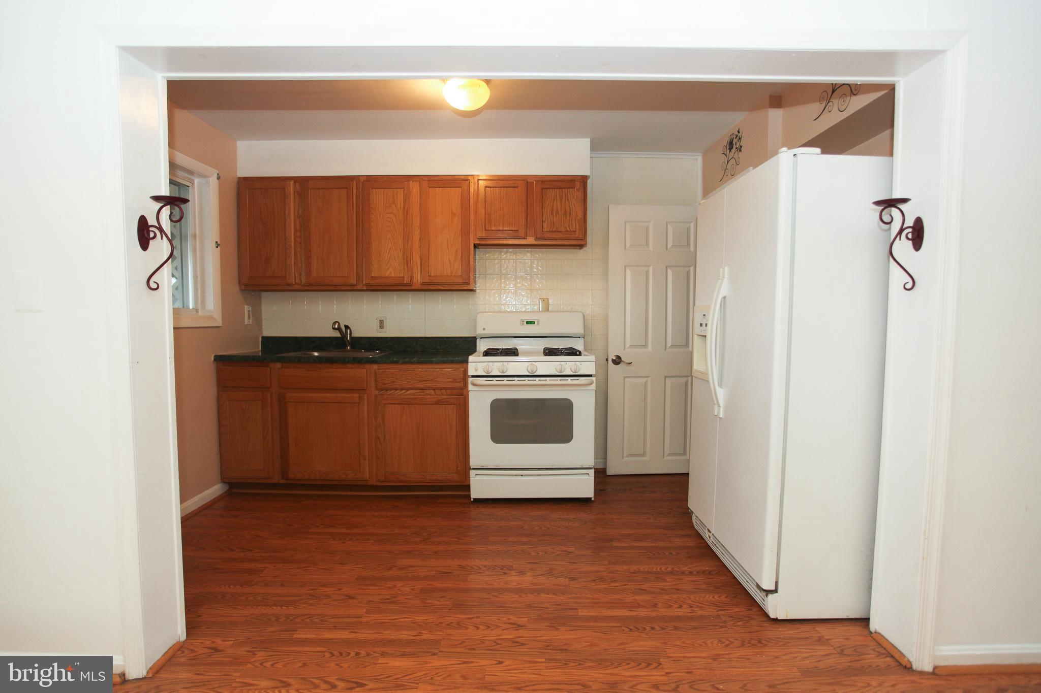 1846 Church Road Baltimore, MD 21222 - Photo 5 of 44