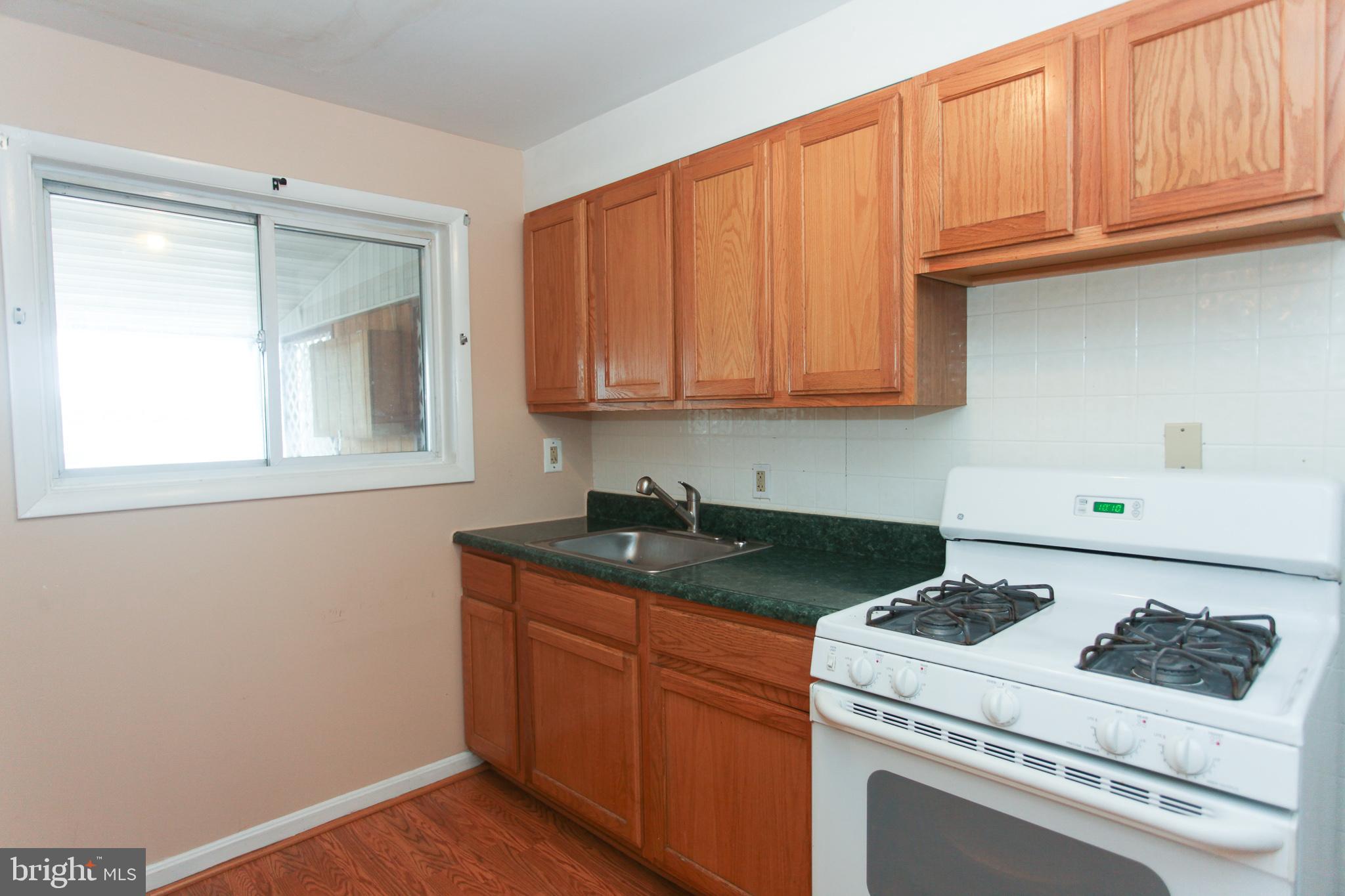 1846 Church Road Baltimore, MD 21222 - Photo 6 of 44