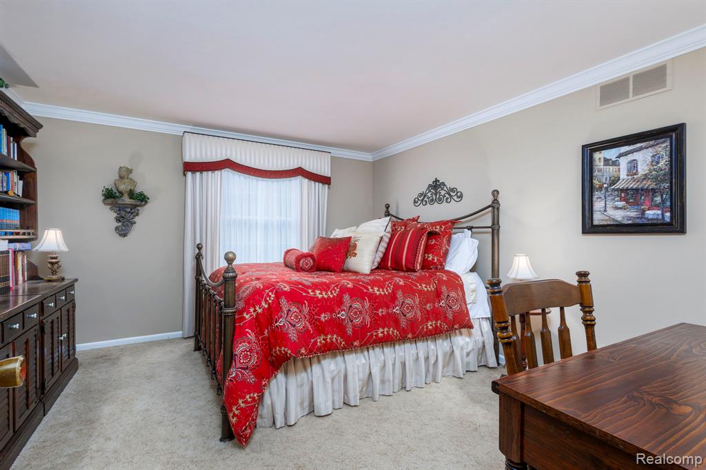 830 Croydon Road Rochester Hills, MI 48309 - Photo 33 of 50