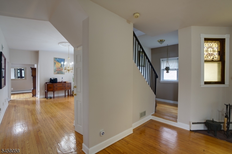 941 Edgewater Avenue Ridgefield, NJ 07657 - Photo 23 of 29 Gallery Image 23