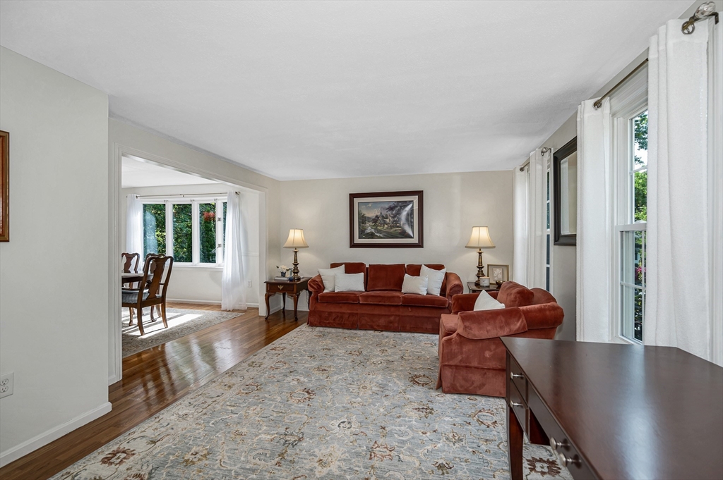207 Trout Brook Road Dracut, MA 01826 - Photo 15 of 42