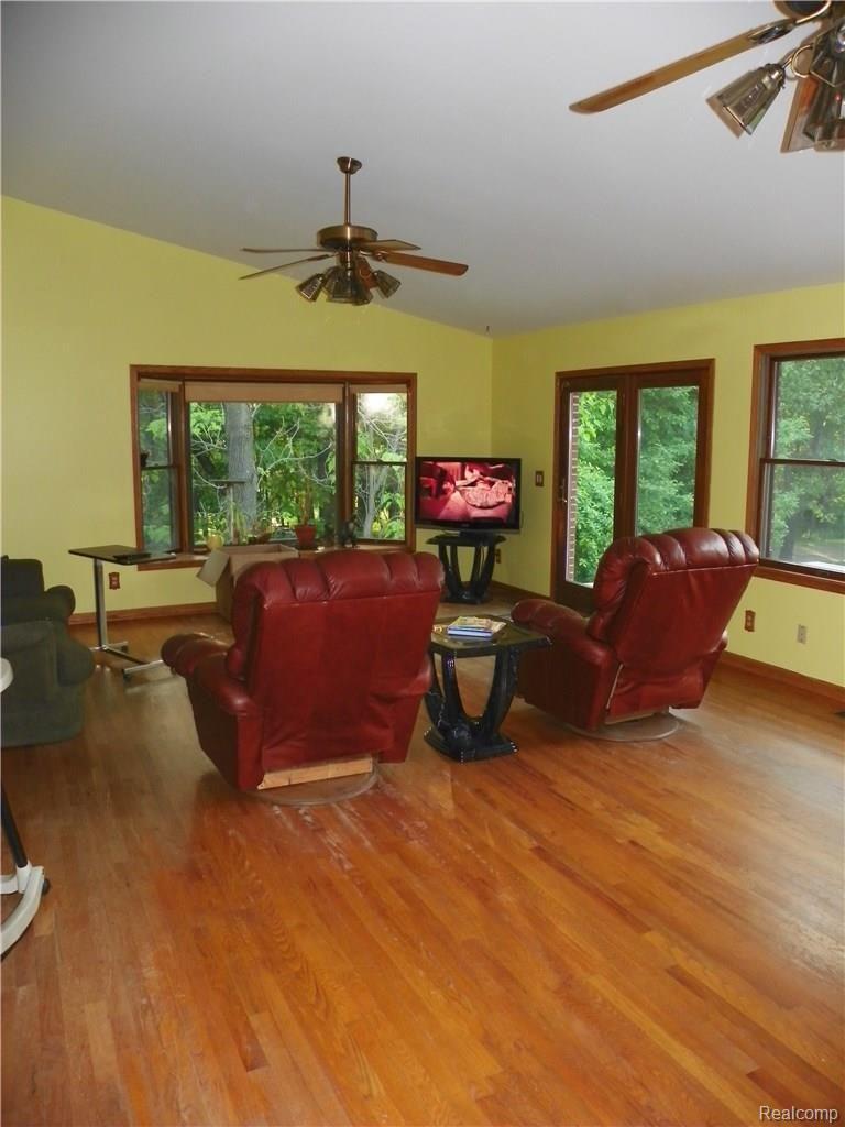 9250 Rattalee Lake Road Clarkston, MI 48348 - Photo 7 of 8 100_1063.JPG