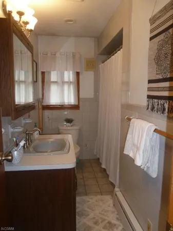 $2,500 | 72 Kennedy Road, Andover, NJ 07821