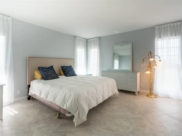 $3,300 | 2850 North Palm Aire Drive, Unit 601, Pompano Beach, FL 33069